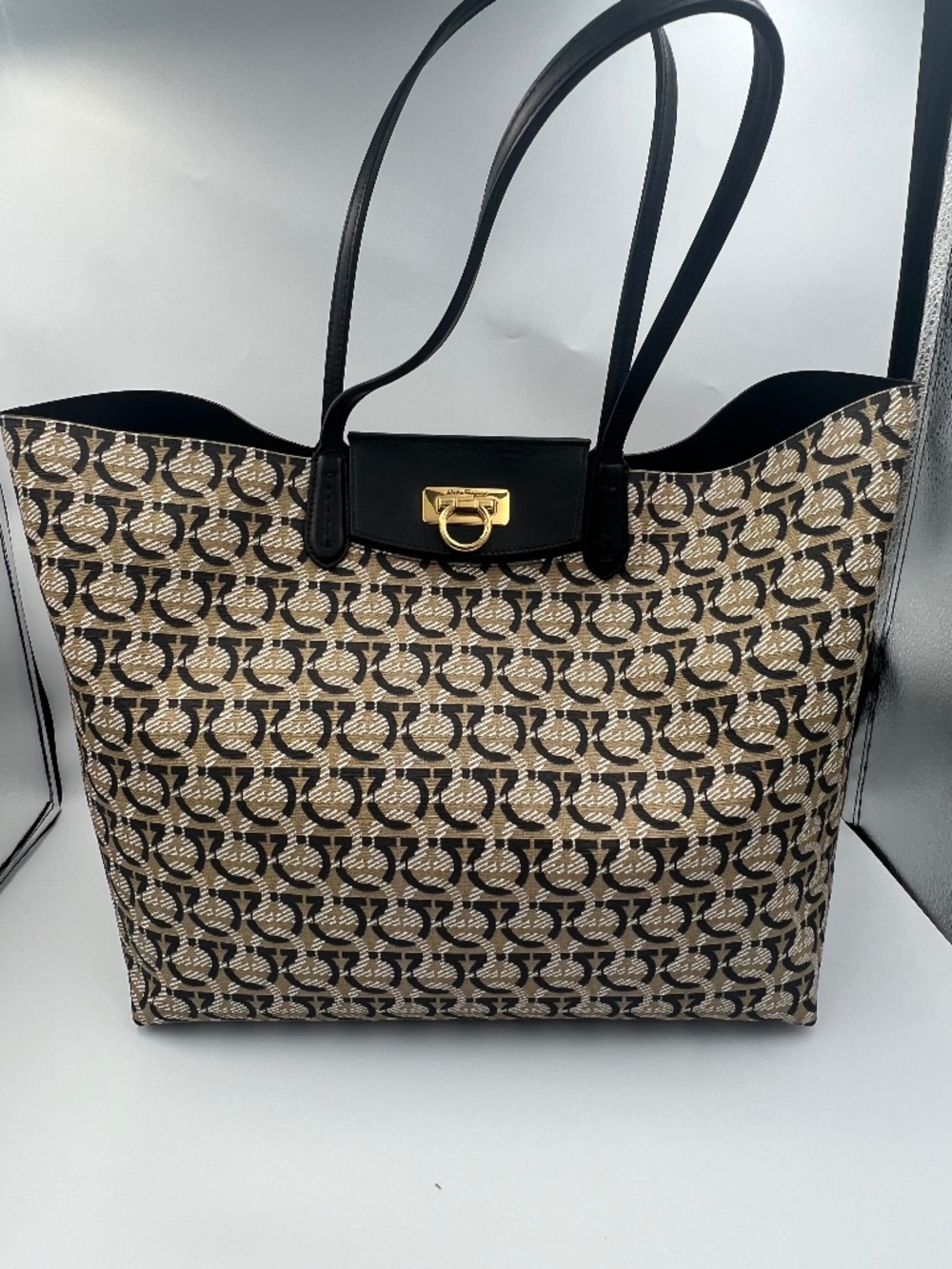 Preloved Excellent Condition Ferragamo Gancini Monogram Tote Bag Beige Black